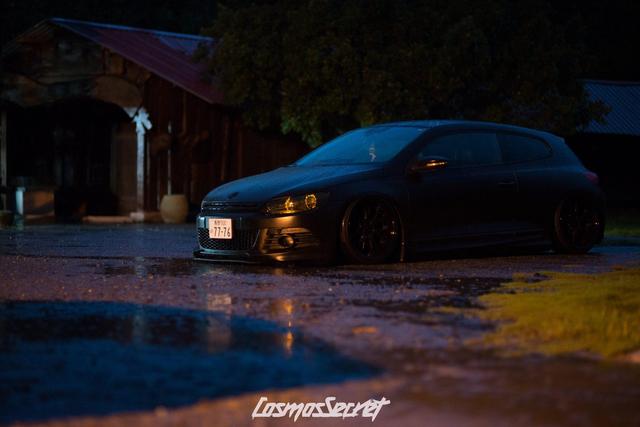 深邃的黑色隐藏着无限魅力，大众尚酷打造成超帅黑武士！