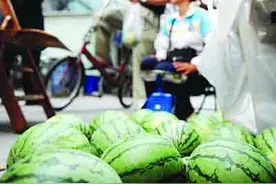 瓜农醉驾民警买瓜后续：暂不采取拘留措施，瓜农已拿到1400元瓜钱图片