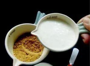 宝宝脸上的毛周角化会自然消除吗