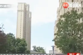 半夜楼道传出诡异“呼噜声”，邻居物业民警破门后查看懵了视频封面