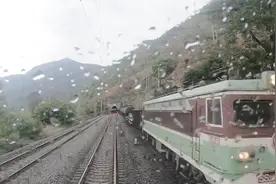 从昆明到成都，到底下了多少雨？视频封面