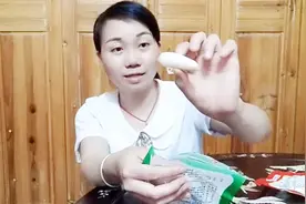 试吃超可爱“山椒小萝卜”这山椒小萝卜到底辣不辣视频封面