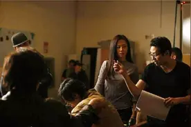 药神剧组拍一场吃饭的戏拍了多久？据说疯狂导演让每个人怀疑人生视频封面
