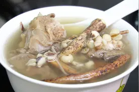 肠胃不好多喝这碗汤，材料和做法都很简单，比喝猪肚汤还养人