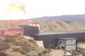 宜宾江安爆燃瞬间火光冲天 现场监控视频完整记录全过程视频封面