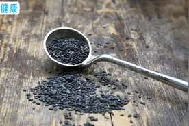 黑芝麻能够滋养补血的功效，但这一类人可不要吃，你吃对了吗