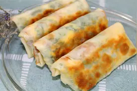 韭菜盒子皮薄馅大，外皮酥脆只因和面有技巧，学会这招能出摊了视频封面