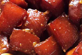 湖南妹子做红烧肉20年的秘方，关键全在这口砂锅，收藏慢慢学