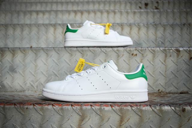 adidas鱼鳞哪款好看