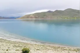小伙自驾环游中国，分享西藏羊湖正确的游玩方式视频封面