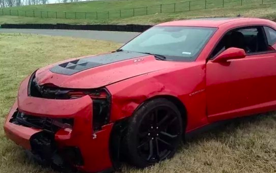 新“最强大黄蜂”曝光！科迈罗ZL1还是你喜欢的吗？