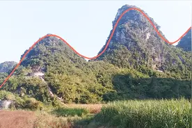 山区的凤凰山好多豪华祖坟，是金凤凰宝穴吗？是凤毛麟角的大地吗视频封面