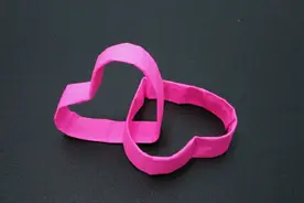 漂亮的折纸爱心锁，关键男生女生都喜欢，手工折纸大全视频