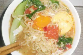 为什么煮的方便面和泡的方便面口感相差很大？今天可算知道了