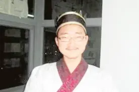 此人高考总分仅428，作文只得6分，被985名校录取，却被导师拒教视频封面