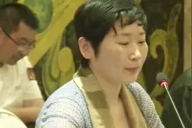 这位老师都惊呆了！韩国学生：成龙难道不是韩国人吗？视频封面