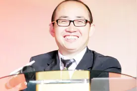 潘石屹评众大佬：李彦宏最帅雷军最勤，曹国伟严谨，马云是大神视频封面