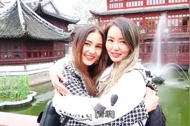 波兰华裔小姐姐和妈妈游中国上海，传统建筑和酸奶都是我喜欢的视频封面
