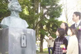 鲁迅去世后，他的后代怎么样了？记住父亲的忠告，最终没进娱乐圈视频封面