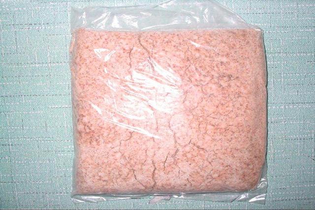 巧用酸梅粉做钓鱼小药，比花钱买的还好用，黑坑野钓通用