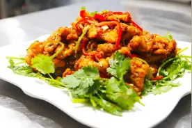 厨师长做的孜然肉片，香辣下饭，比烧烤还好吃，原来做法这么简单视频封面