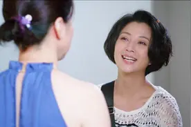 美女卖菜竟亲自送菜上门，赚钱花样招式还真多，真是太机智了视频封面