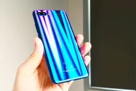 国产旗舰手机续航排行，华为P20排第二，OPPO Find X让人意外！