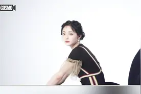 可盐可甜周洁琼，俏皮“草裙舞”带你看个够视频封面