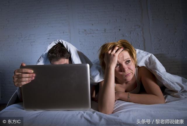 头发枯萎，一把把往下掉！中医师分享了3个防脱发方子，要牢记！