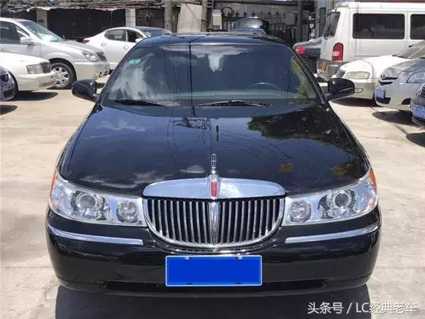 美系豪华的绝唱,第三代林肯城市Town car
