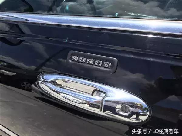 美系豪华的绝唱,第三代林肯城市Town car