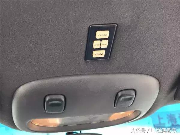 美系豪华的绝唱,第三代林肯城市Town car