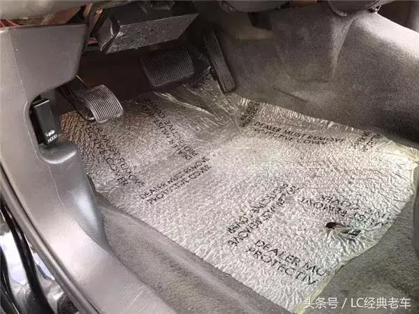 美系豪华的绝唱,第三代林肯城市Town car