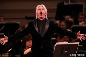 伟大的男中音歌唱家霍洛斯托夫斯基Dmitri Hvorostovsky访谈录图片