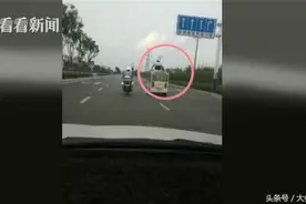 嚣张司机驾驶无牌车 顶交警强行闯卡飞奔8公里才停下图片