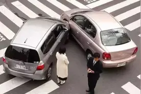 交通事故对方全责，但耍赖不给钱，咋办？图片