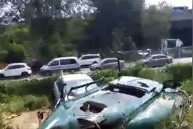 北京一直升飞机遭遇特情迫降损毁 无人员伤亡图片