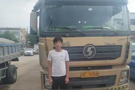 明港交警：20岁小伙虚报9岁拿实习期C1证驾驶牵引车图片