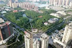 航拍衡阳市高新区生态公园：满目翠绿，大城中的天然氧吧视频封面