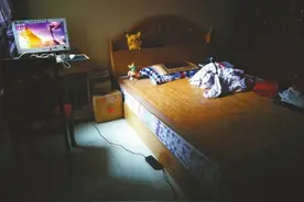 恐怖蓝鲸游戏缠上12岁女孩 令其仓皇不可终日图片