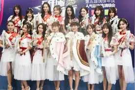 SNH48总选：李艺彤斩获40万票登顶视频封面