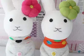 雪白可爱的大白兔玩偶，东西还是自己做的好，缝缝补补就是个兔子