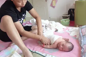 鲫鱼汤这样炖出来才好喝，汤白肉鲜有营养，源子喝了一大碗视频封面