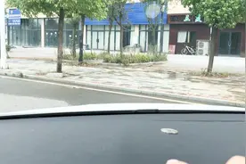 手动挡车上马路牙子技巧，杜绝熄火爆胎视频封面