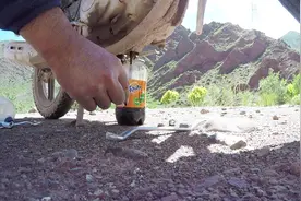 骑摩托车旅行，自己更换机油，废机油怎么处理视频封面