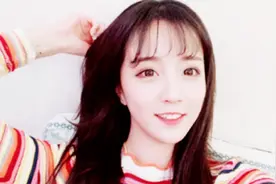 莉哥在抖音翻唱好听三首歌《不仅仅是喜欢》排第三，第一成公认！
