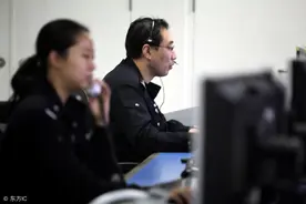 河南女生打110叫外卖 接警员听出玄机将其解救！图片
