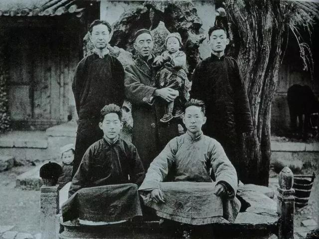 洛克镜头下的云南古纳西王国,带你一起“穿越”到过去!