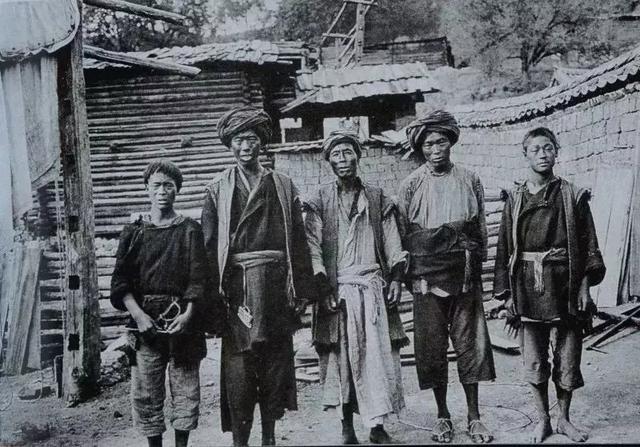 洛克镜头下的云南古纳西王国,带你一起“穿越”到过去!