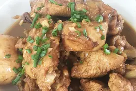 爱吃可乐鸡翅一定要收藏，制作简单，汁滑肉嫩，3斤鸡翅不够吃视频封面